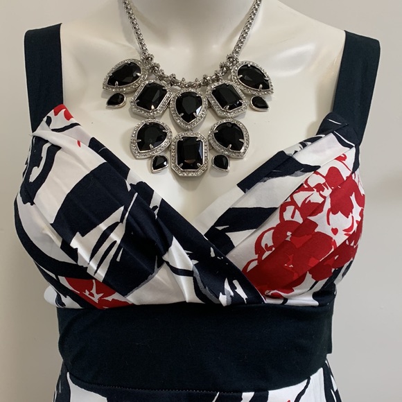 SPEECHLESS flower print dress - Picture 2 of 16